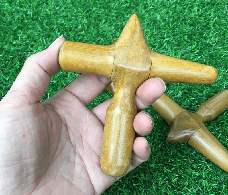 Búa gõ huyệt bằng gỗ độc đáo