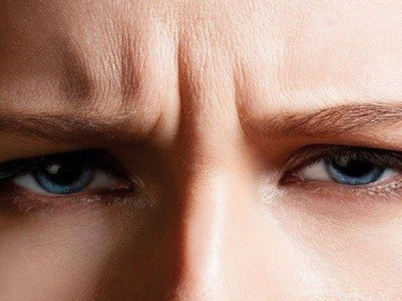 Màu sắc huyệt Ấn Đường có thể phản ánh tình trạng sức khỏe người