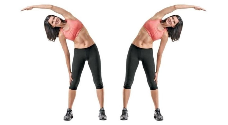 Nghiêng người sang bên để giãn cơ lườn hiệu quả