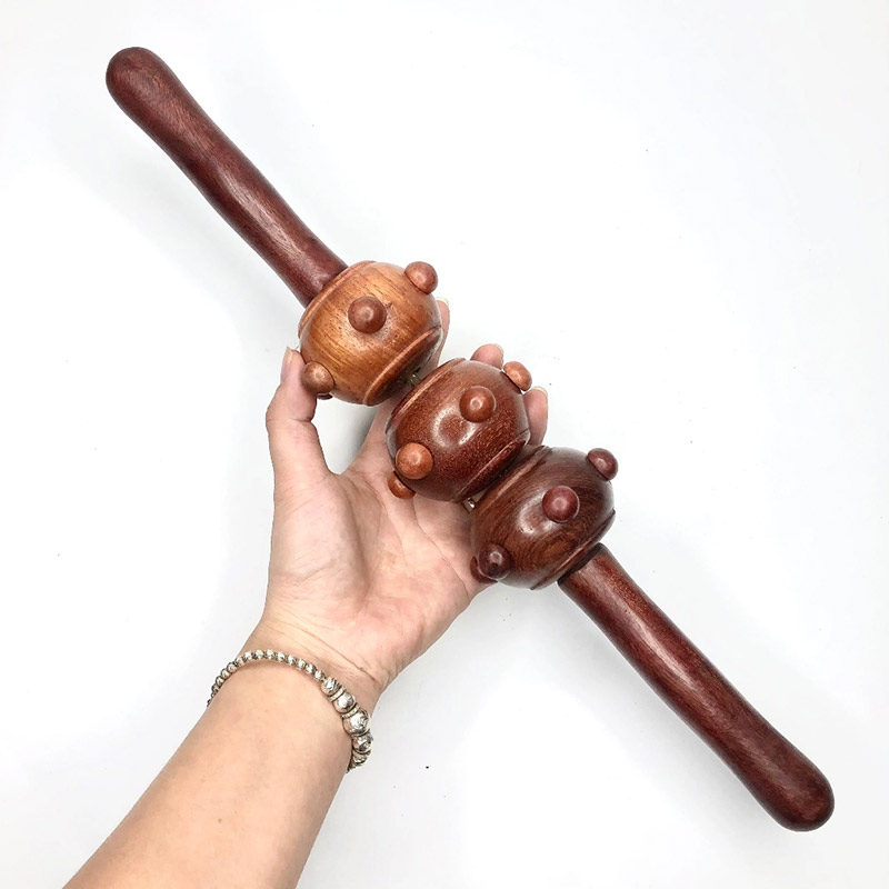 Cây lăn massage 3 bánh chắc chắn