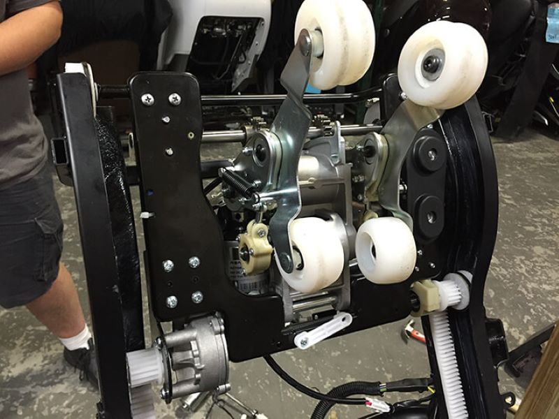 Con lăn ghế massage là gì? Hướng dẫn chọn con lăn phù hợp