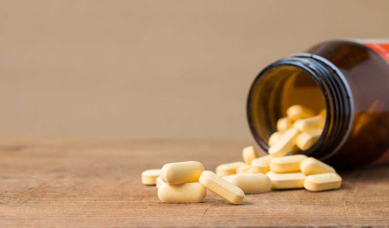 Sử dụng thuốc giảm đau để giảm bớt đau mỏi lưng trên