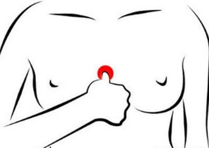 Huyệt Đản Trung là gì? Là huyệt thứ 17 của mạch Nhâm