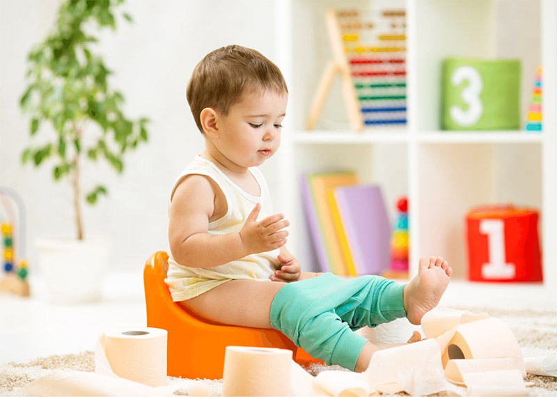 Bấm huyệt trị táo bón an toàn cho cả người lớn và trẻ nhỏ