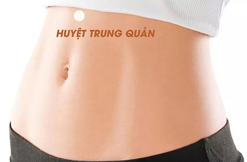 Vị trí huyệt điều trị táo bón Trung Quản