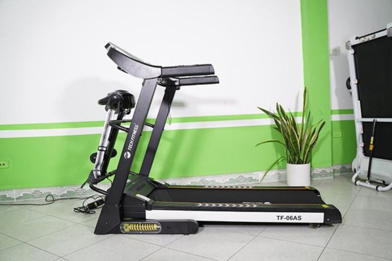 Có nên mua máy chạy bộ cơ cũ giá rẻ