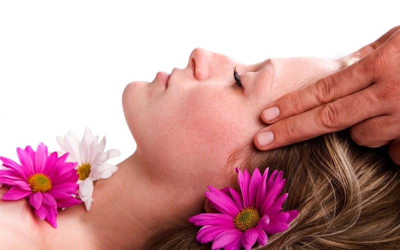 cách massage đầu tại nhà 