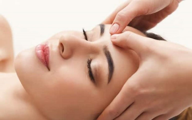 cách massage đầu đúng cách