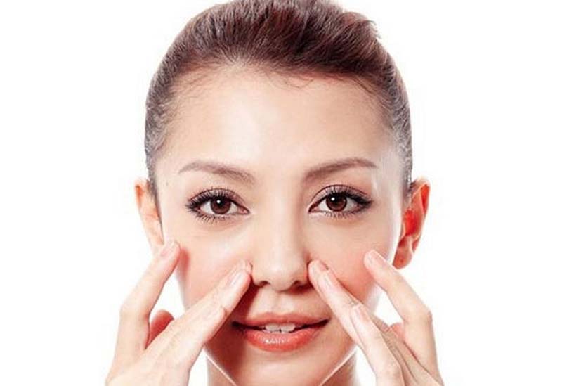 Xác định chính xác vị trí của huyệt Quyền Liêu trước khi tiến hành day ấn