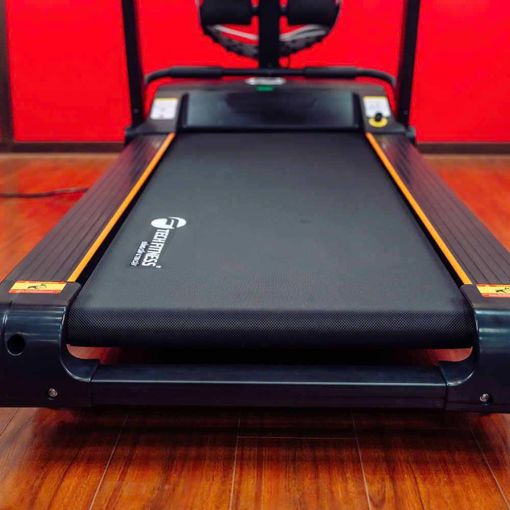 MÁY CHẠY BỘ TECH FITNESS TF-156 PRO